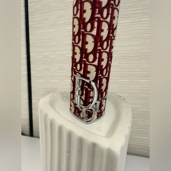 Dior Burgundy and crème addict case. Shine lipstick couture case. NWOT - Picture 2 of 3